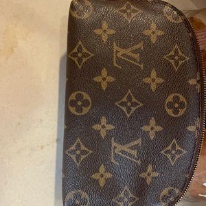 Authentic Louie Vuttion make up case